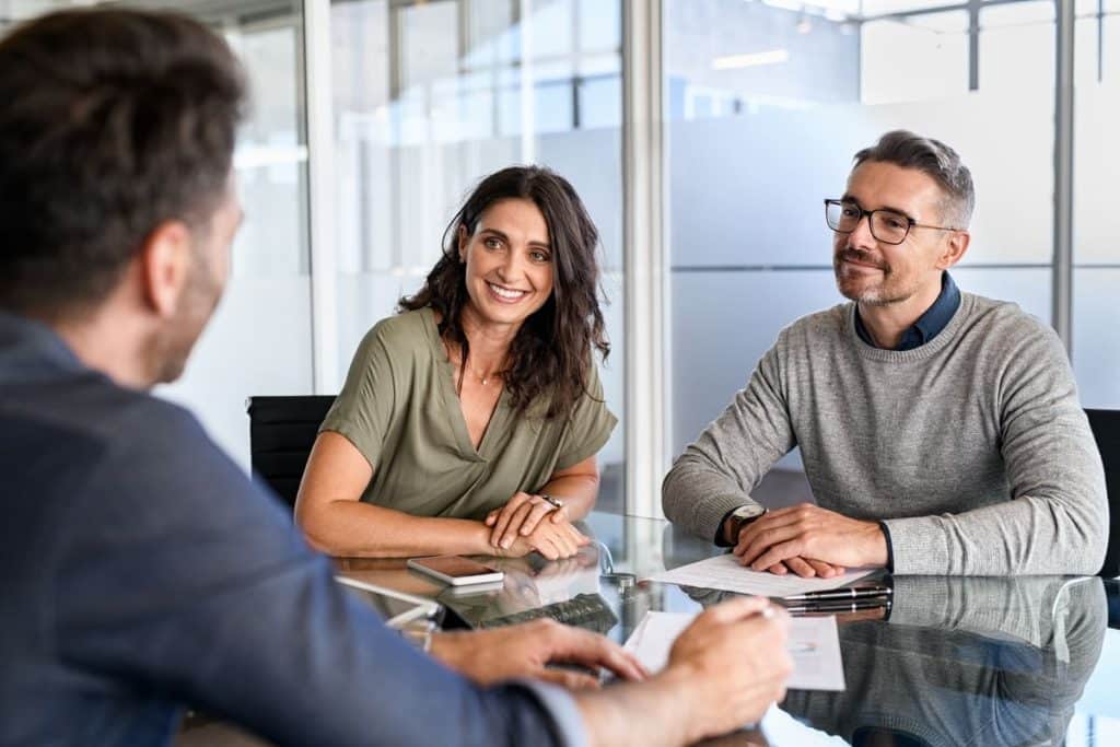 St. Louis Debt Collection Agency 10 Debt Collection Agency in St. Louis, MO: Cost, Benefits & Best Companies