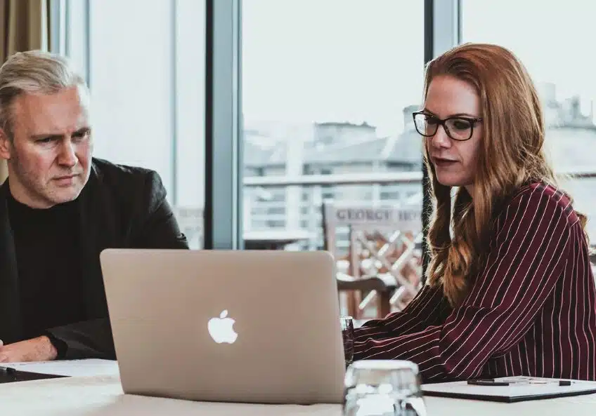Debt Collection KPIs: Metrics Examples & Tracking 5 Debt collectors discussing how to use certain KPIs to improve their collection strategy