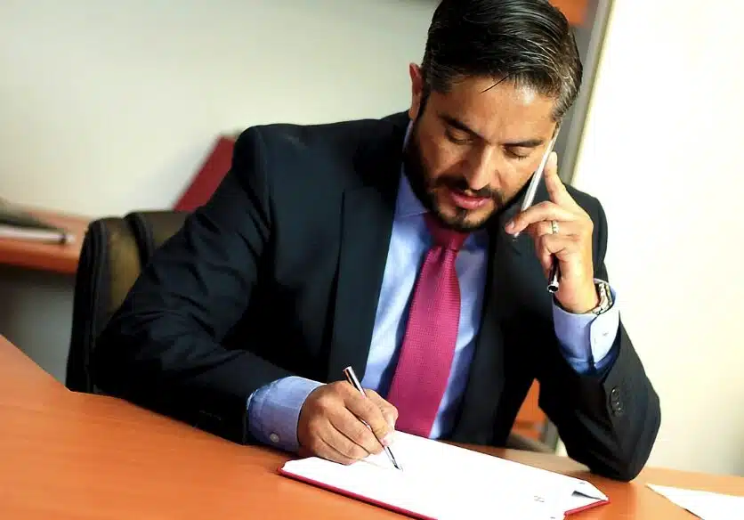 Debt Collection Payment Plan: Proposal, Tracking & Escalation Options 4 An agent from a collection agency calling a debtor to start a debt collection payment plan.